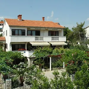 Apartment Jurina, Krk Town